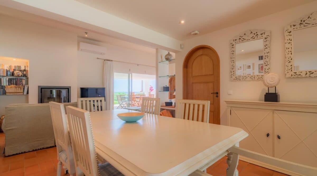 Villa Prado - Beautiful Beachfront Villa Albufeira Exterior photo