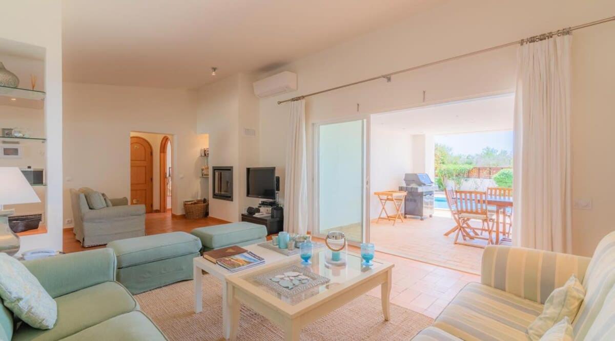 Villa Prado - Beautiful Beachfront Villa Albufeira Exterior photo