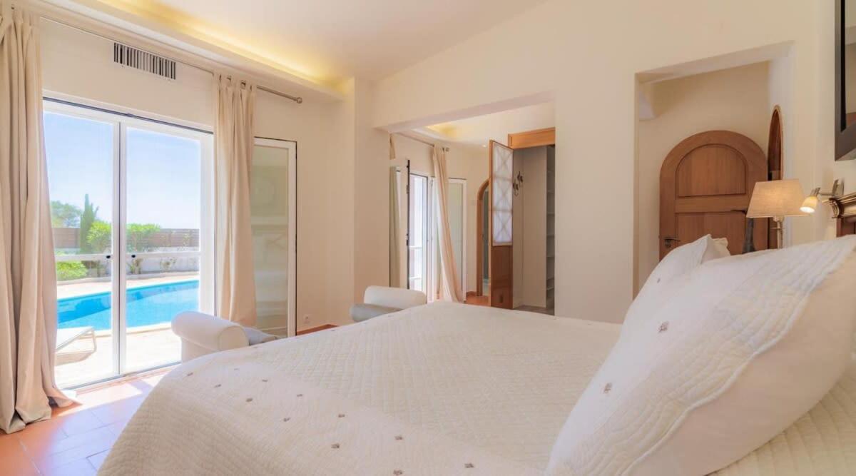 Villa Prado - Beautiful Beachfront Villa Albufeira Exterior photo